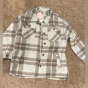 New with tags Adorable Shacket!!